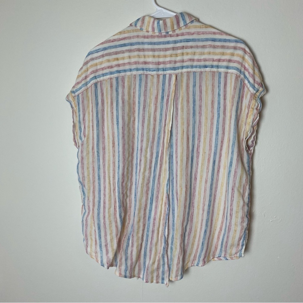 Lucky Brand Split Back Striped Button Front Lightweight Top - Picture 12 of 15